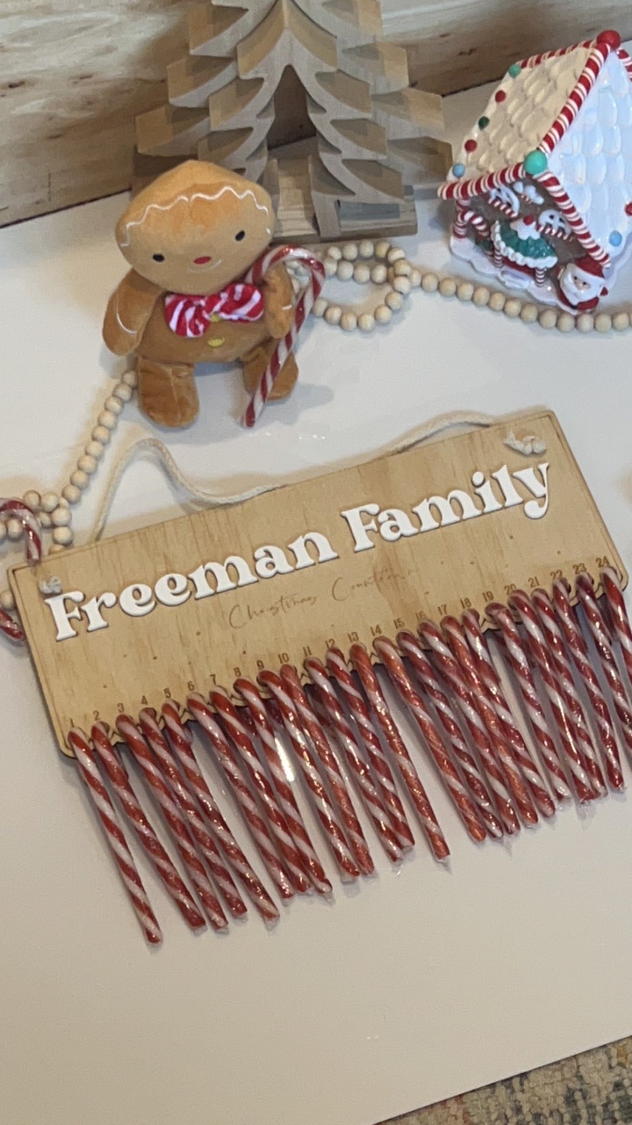 FAMILY CANDY CANE CHRISTMAS COUNTDOWN