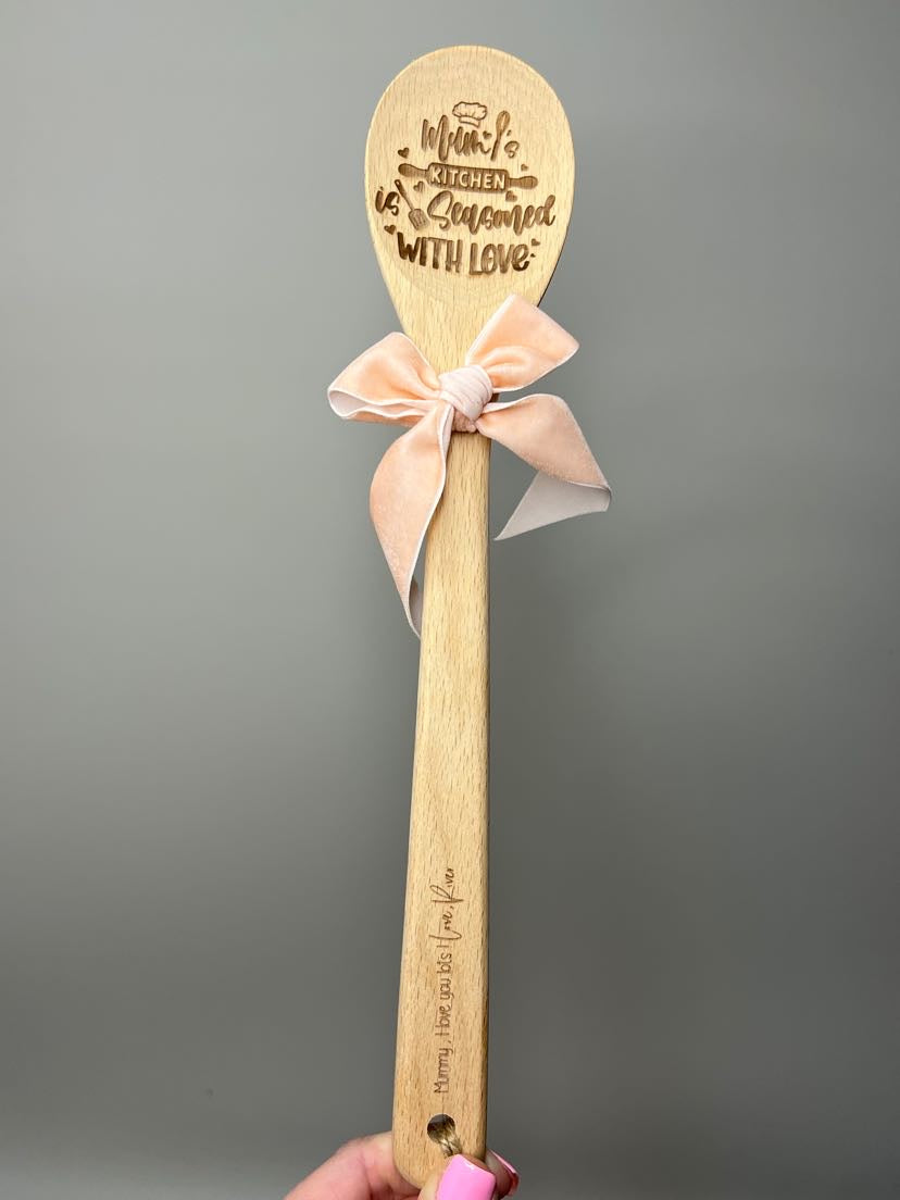 ENGRAVED & PERSONALISED MUMS KITCHEN WOODEN SPOON.